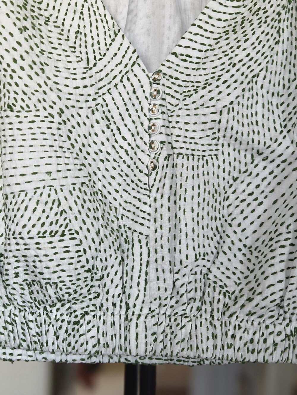 MIRTH Handmade Edition Andaman Top - Moss Hand Embroidery - Picture 4 of 8